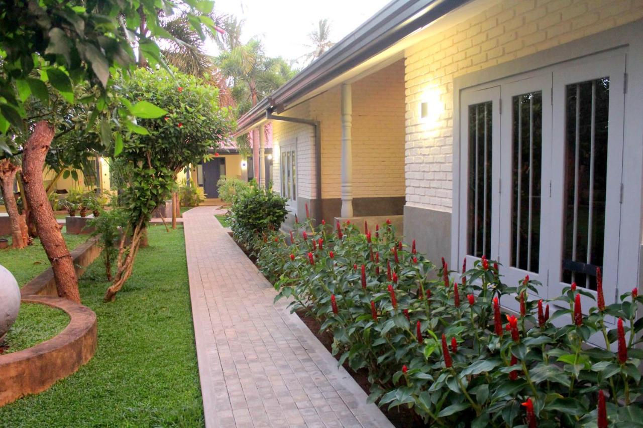 Morning Star Resorts Negombo Exterior photo
