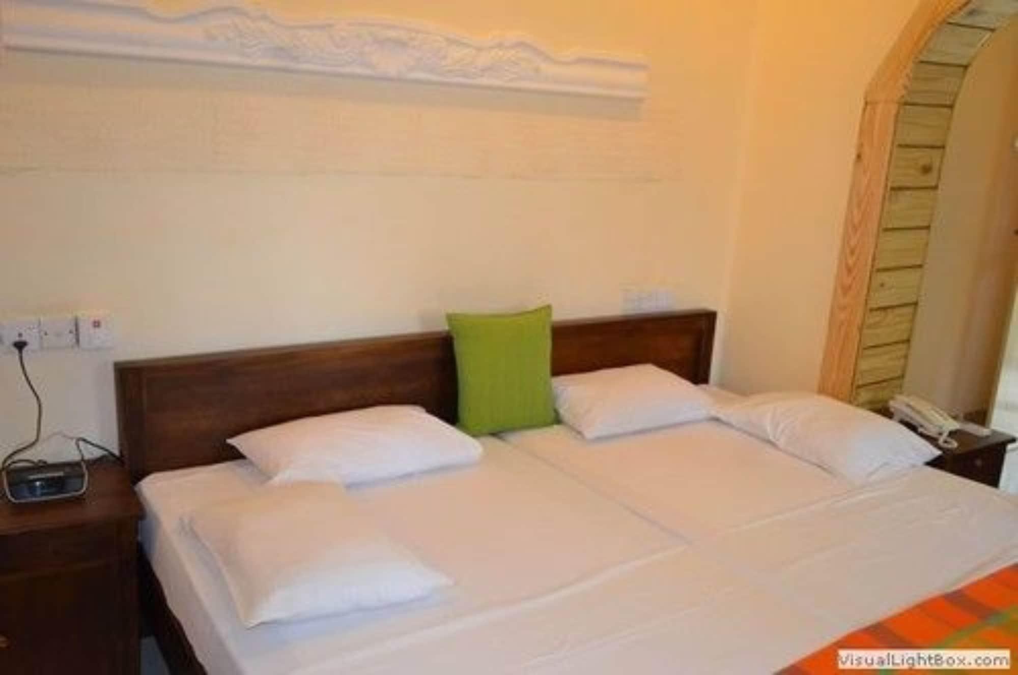 Morning Star Resorts Negombo Exterior photo