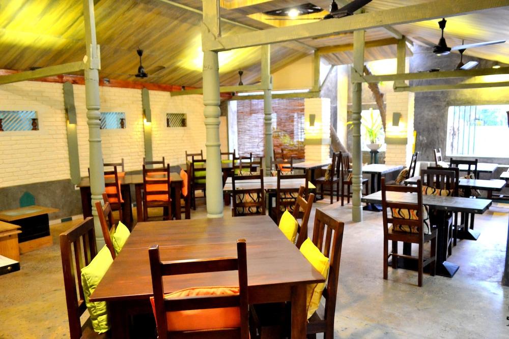 Morning Star Resorts Negombo Exterior photo