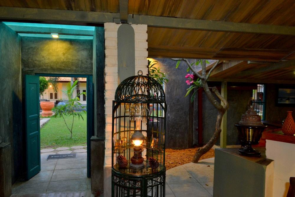 Morning Star Resorts Negombo Exterior photo