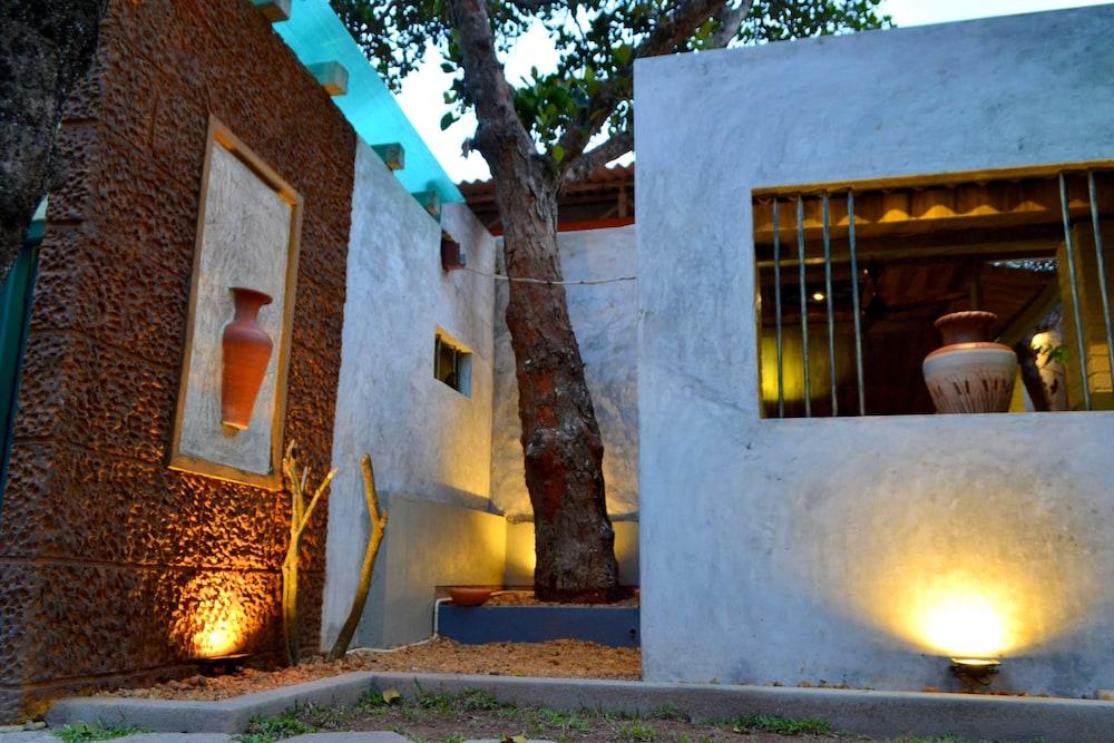 Morning Star Resorts Negombo Exterior photo